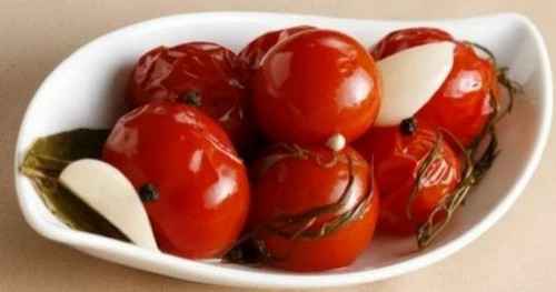 Польза маринованных помидоров